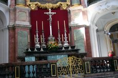 Altar-1c.JPG